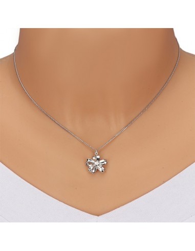 Colier Argint Floare cu Diamant
