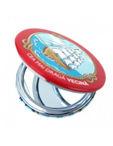 Oglinda cu mesaj: Cea mai draga vecina